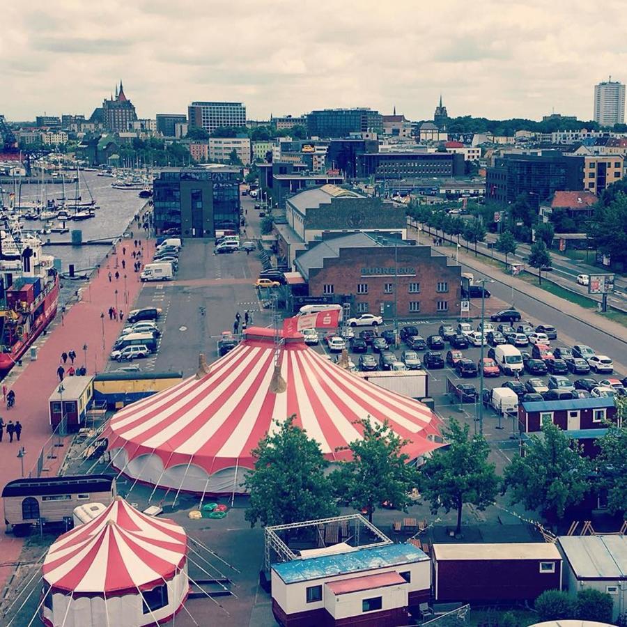 Circus Fantasia Росток Экстерьер фото